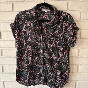LOFT Black Floral Button-Front Shirt & Shorts Size Small